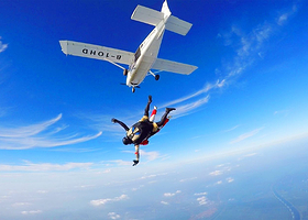 海南乐东海景跳伞基地