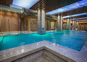 神秘石温泉汗蒸酒店