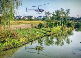 吴房村直升机观光游览基地