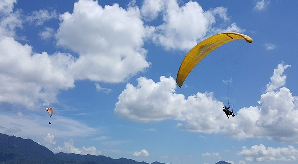 羽人滑翔伞飞行营地
