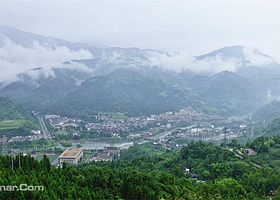 水磨镇篷客露营地拾云店