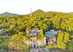 古井百年书香度假村露营地