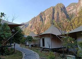 黎明景区安七尼帐篷露营地