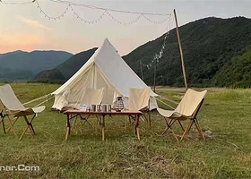 松果湖畔露营地