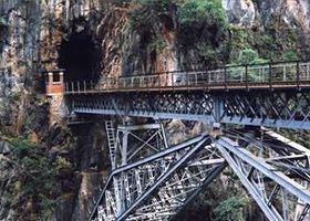 滇越铁路五家寨人字桥