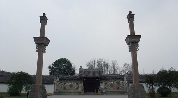 陈家桅杆