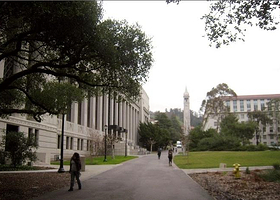 加州伯克利大学