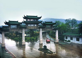 镇江南郊风景区