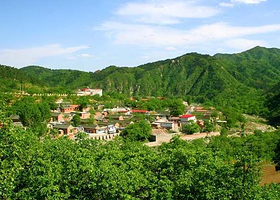 龙潭民俗度假村