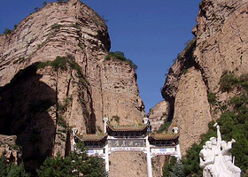 黄崖洞烈士陵园