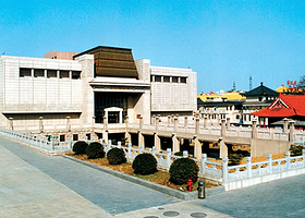 土山东汉彭城王墓