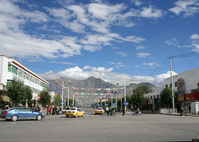 娘热民俗风情园