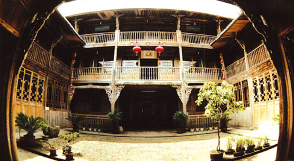 芳野曾家大屋