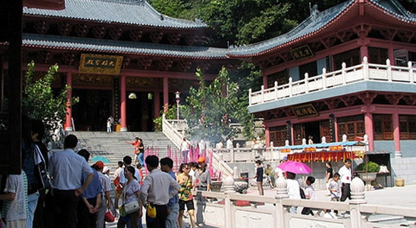 藏霞洞