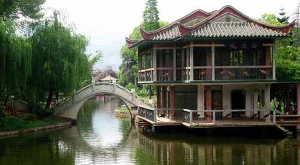 泸江公园