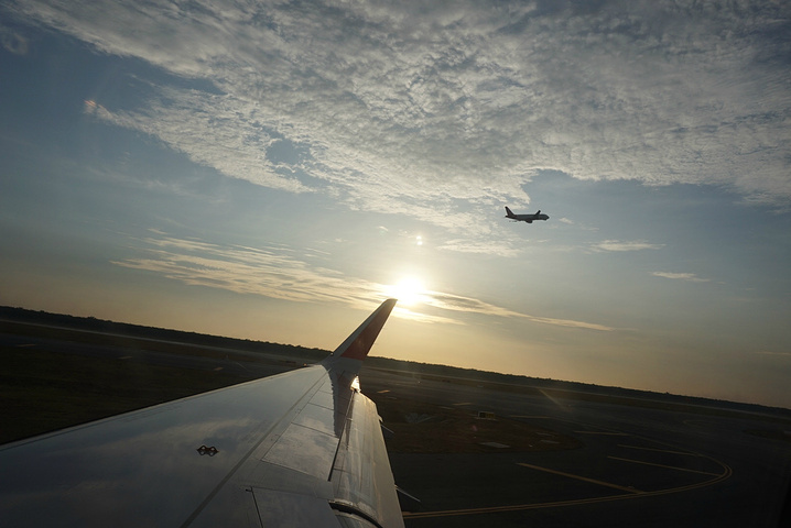 2015KLIA2廉价航空机场,非常的大,有很多._吉