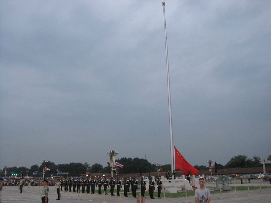 2014.对外开放的时间也是很严格的_天安门广