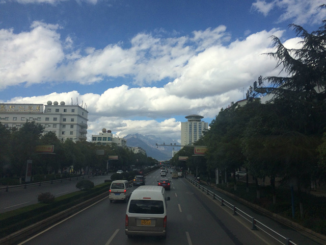 2015当然客栈的老板也就想收点回扣也是很正