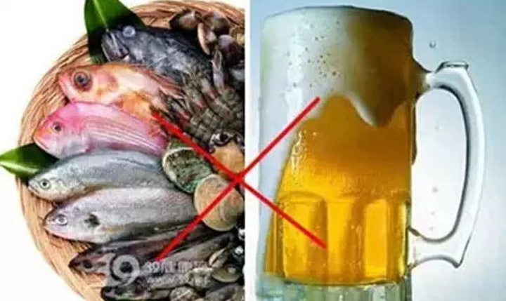 夏天喝啤酒吃西瓜是不是容易拉肚子?