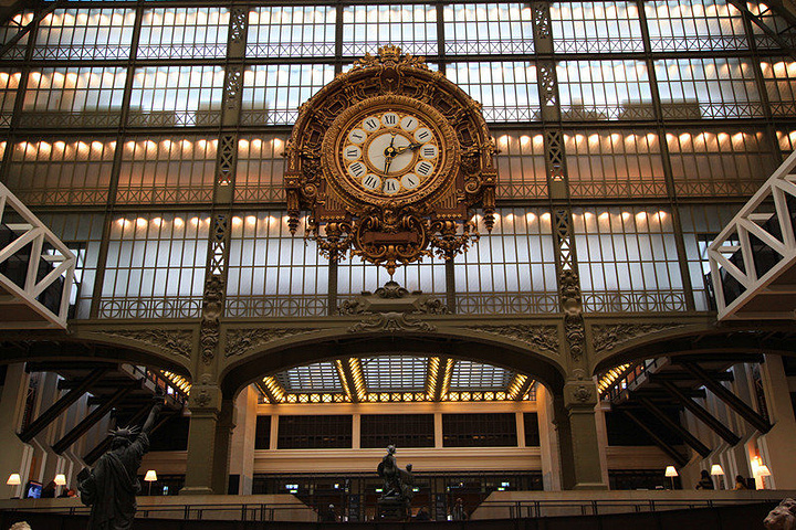 2015奥塞美术馆紧邻塞纳河畔,对岸是杜乐利宫