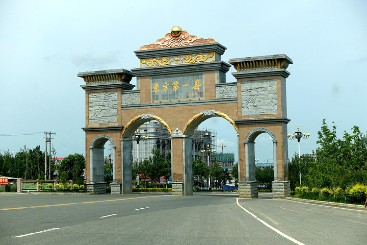 抚远市是黑龙江省直辖,佳木斯市代管县级市