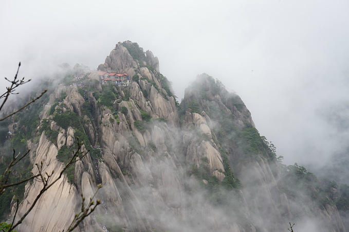 自驾蒙蒙,醉美丹东;如诗如画,攻略宏村-五一烟雨三日游黄山临江v自驾水墨图片