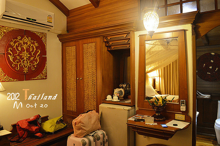 2015来到这里能体会到非常传统的泰式服务_萨