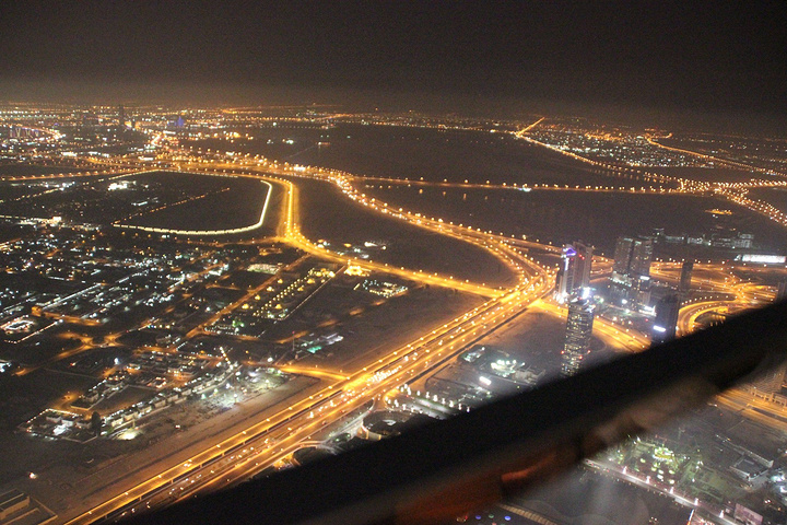 2015迪拜塔(连着Dubai Mall):买._迪拜塔评论