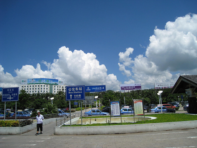 4天3晚实用三亚旅游攻略 [海边比基尼]_三亚旅