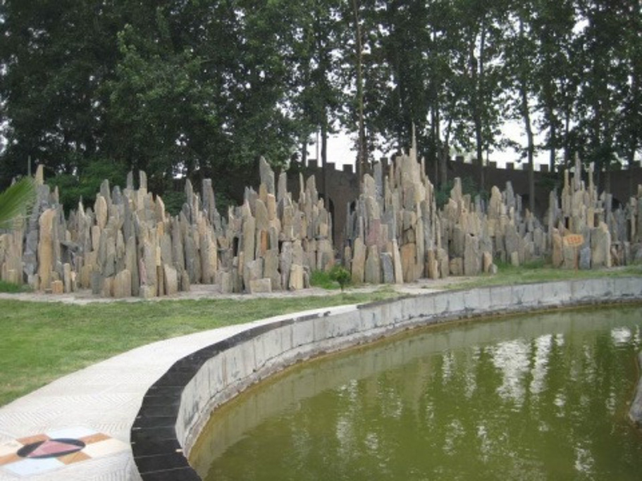 2015坐186路公交车就可以直达京华园_京华园