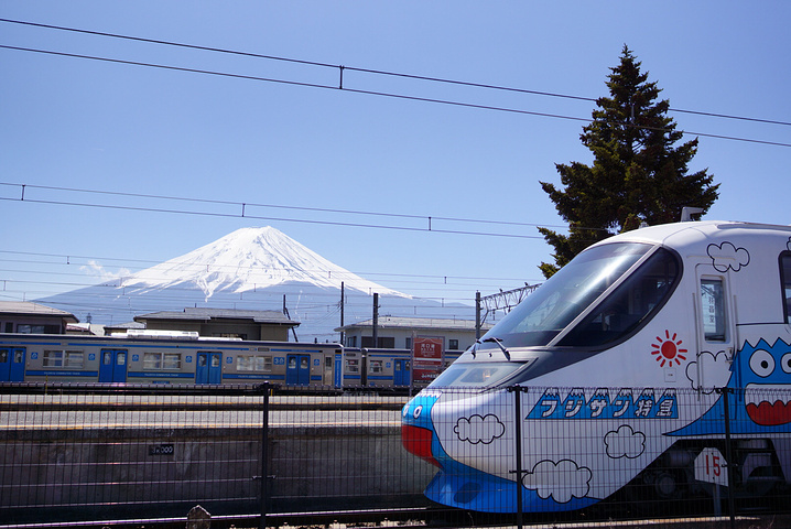 2015日本酒店大部分是十点退房,我们先退了房