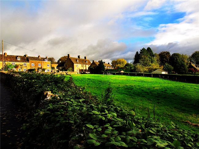 体验英国的小镇风光_伦敦旅游攻略