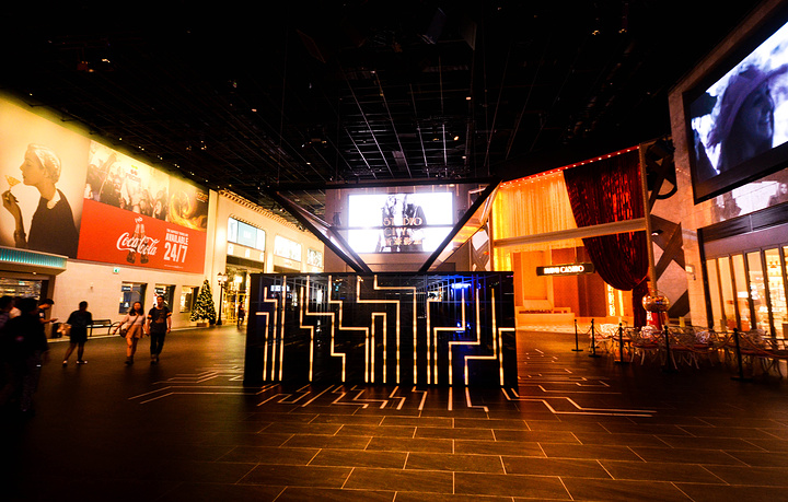 2015出关到达澳门,四处是酒店免费接送大巴上