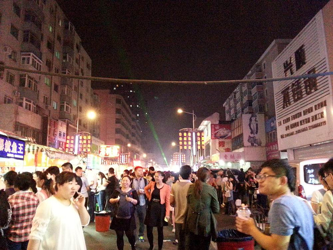 沈阳兴顺观光夜市