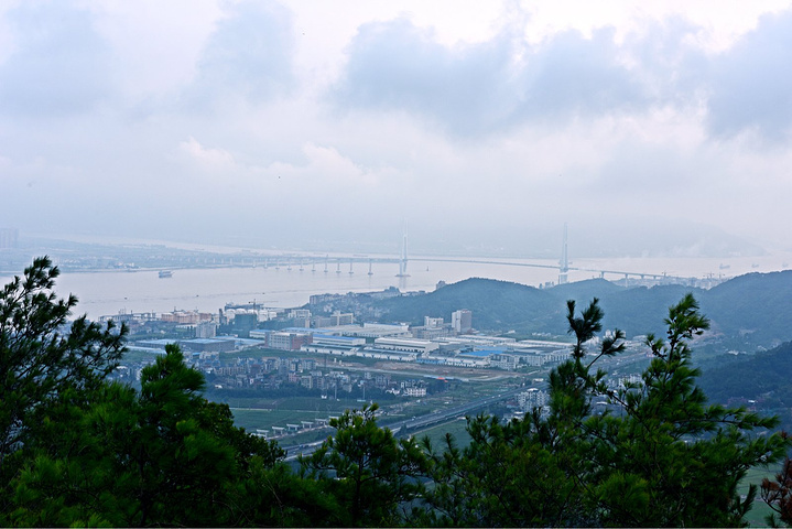 "远眺琅岐大桥.青芝百洞山,位于闽江口北._青芝山"的评论图片