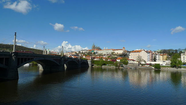 捷克\/瑞士\/德国\/奥地利10天自驾游_布拉格旅游