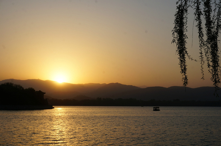 2015颐和园:地址:北京市海淀区新建宫门路19.