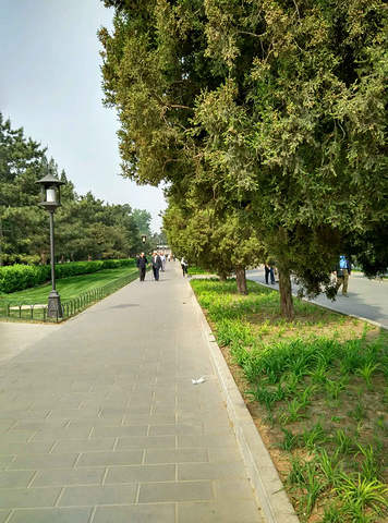2016天坛公园我们买的是联票,因为旅游景点都