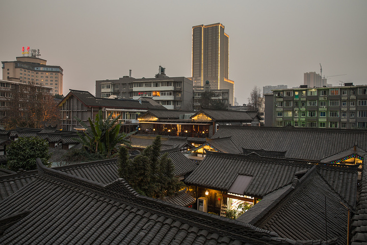 2015成都最后一天的晚上又回到了宽窄巷吃饭