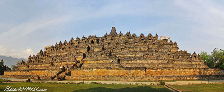 2016婆罗浮屠最迷人的时候是日出前和日落后