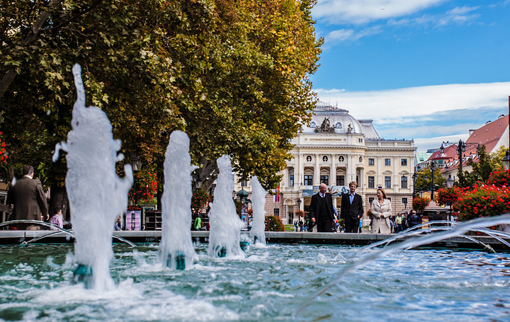 2016罗兰喷泉是年轻的布拉迪斯拉发市内最为