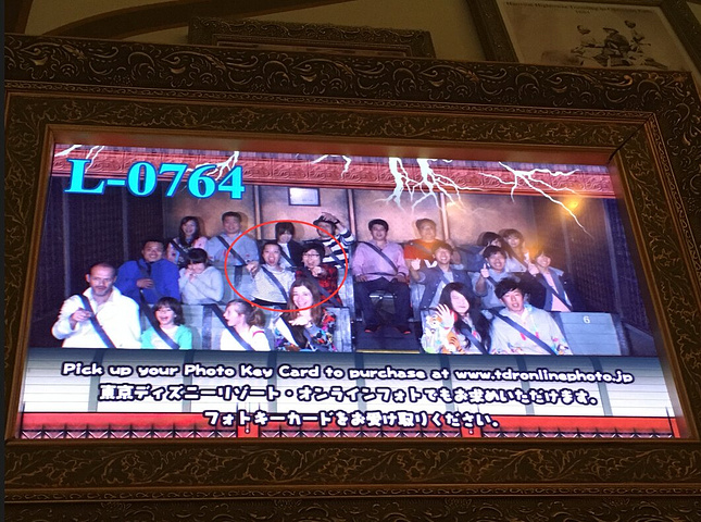 闹鬼传闻下的诡异夜行