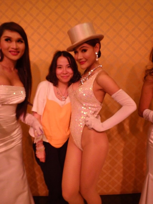 芭堤雅玩出不一样的亲子老人游  cici 来过5次泰国看了3次人妖比较