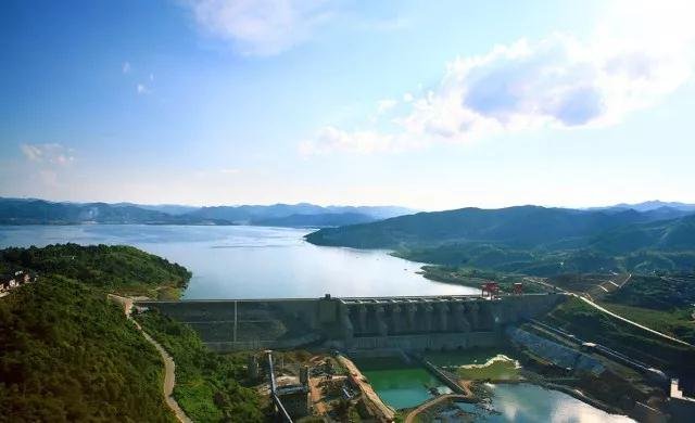 洪江旅游攻略 清江湖湿地公园创国家3a级景区精品线路  站在坝上眺望