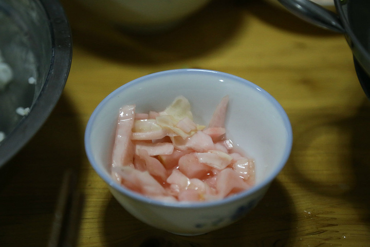 乐山高铁站对系统嘉州美食城里面吃了乐山有名女美食无面的主图片