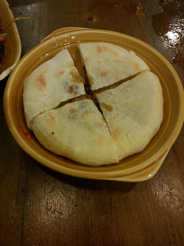 2015去了附近的锦里买了锅盔和波斯糖,我喜欢