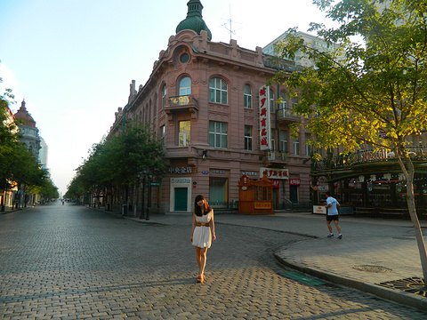 2015哈尔滨中央大街步行街_旅游攻略_门票_地