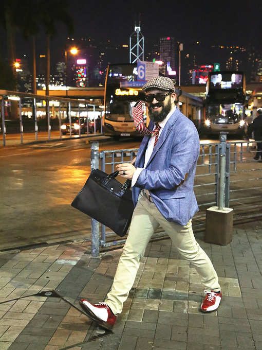 街头真人秀,香港和澳门有很多这样的街头艺人.