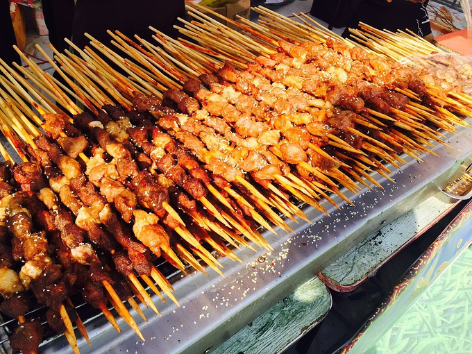 哎呀这大肉串子小编可老喜欢了!