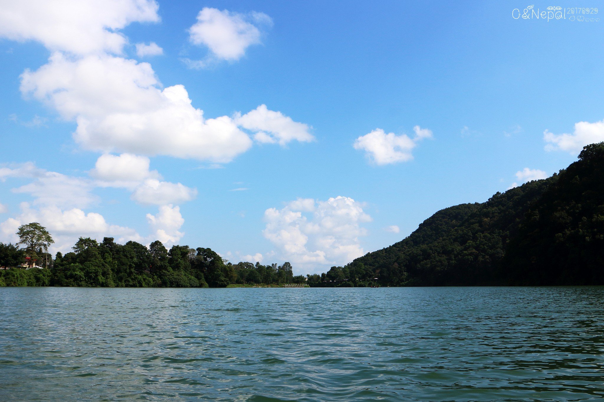 【大浪】两亿神明，一座山——10月，我和汪君在尼泊尔